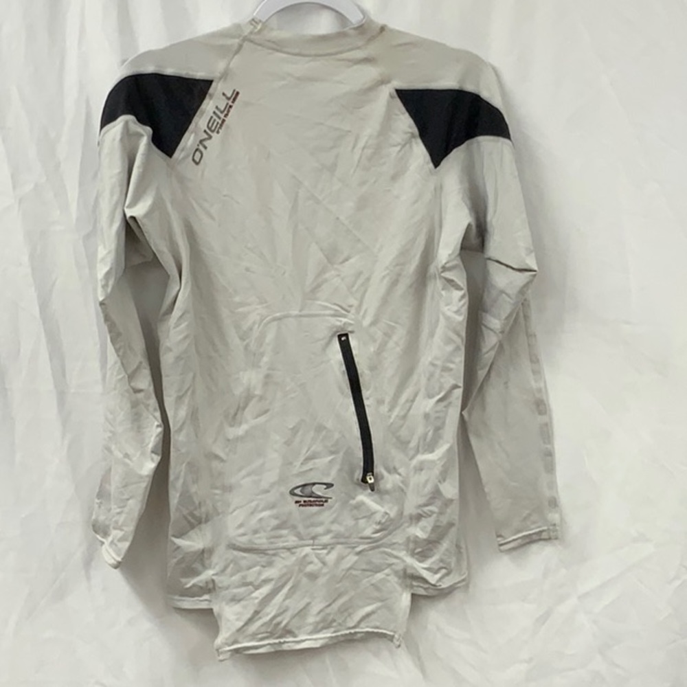 O'Neill Rash Guard - Picture 3 of 3